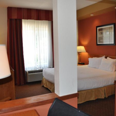 Holiday Inn Express Williamston By Ihg Extérieur photo